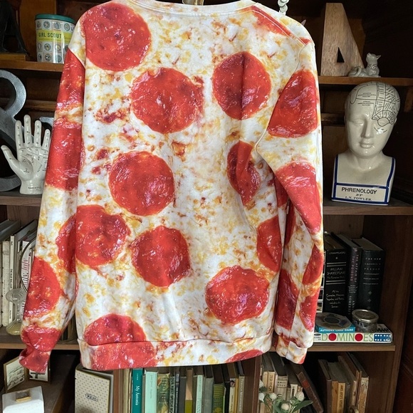 Beloved pepperoni pizza sweatshirt sz medium - Picture 3 of 4